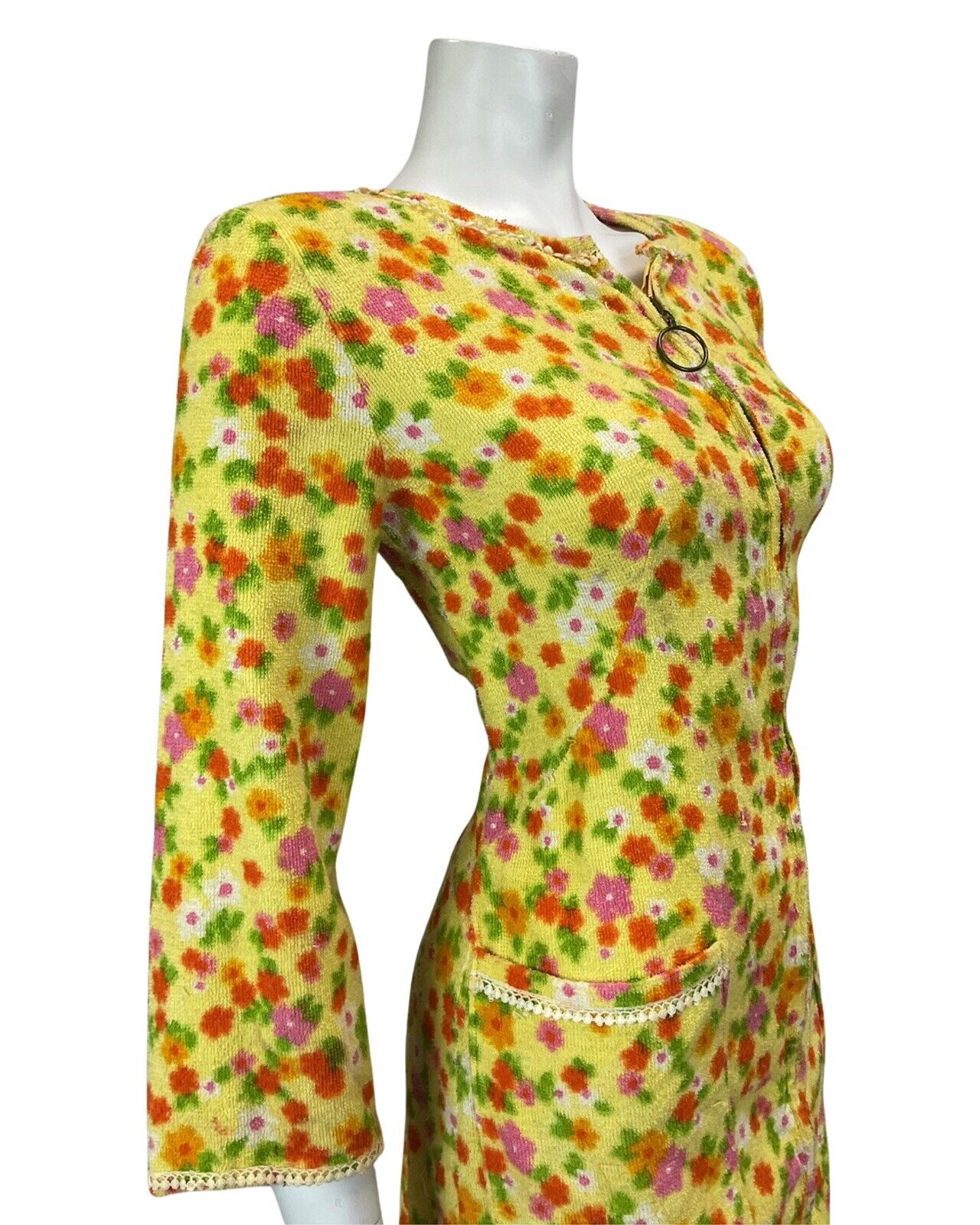 VINTAGE 60s 70s YELLOW ORANGE GREEN PINK FLORAL TOWELLING MINI DRESS 10 12