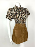 VTG 60s 70s BROWN CREAM WHITE GEOMETRIC DAISY MOD DAGGER SHIRT BLOUSE 14 16