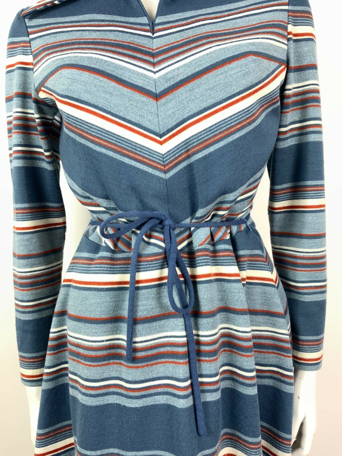 VINTAGE 60s 70s BLUE WHITE RED STRIPED WING COLLAR BELTED WOOL SWING DRESS 12