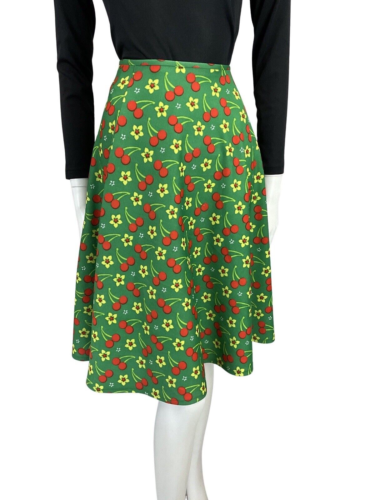 VINTAGE 60s 70s GREEN RED YELLOW CHERRY FLOWER PRINT A-LINE MOD SKIRT