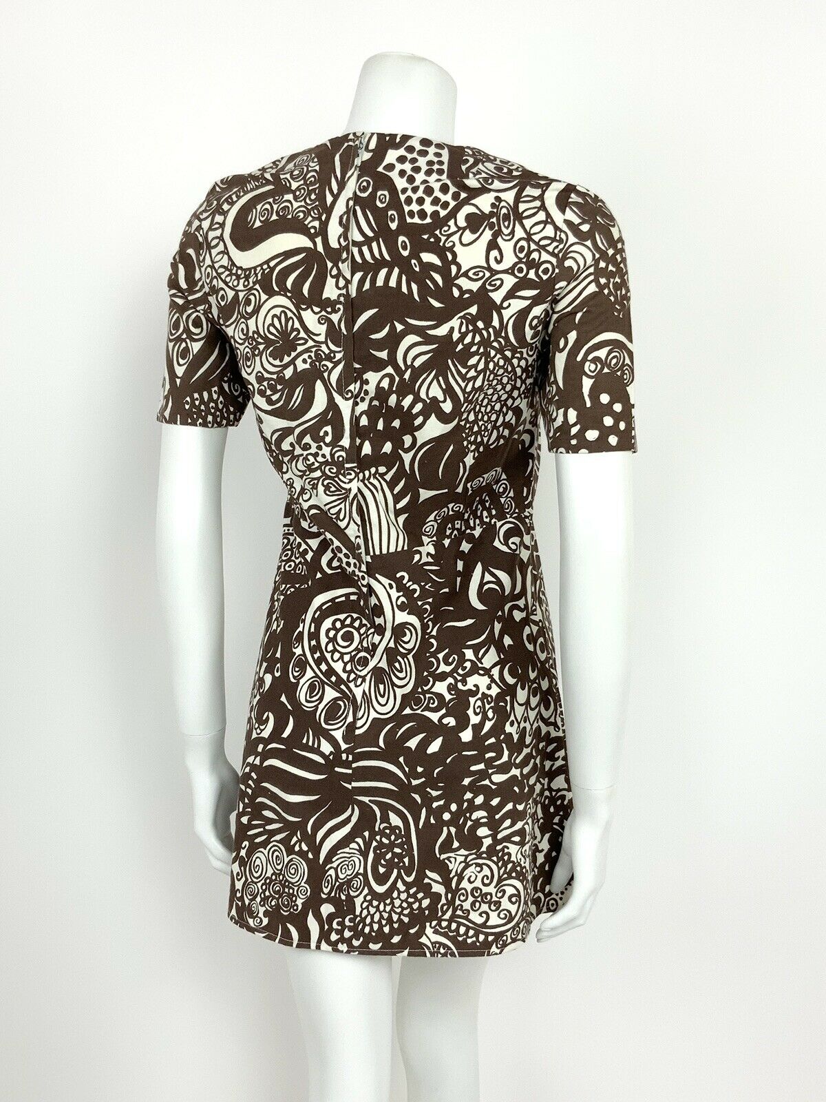 VTG 60s 70s WHITE BROWN PSYCHEDELIC FLORAL PAISLEY HANDPRINTED MINI DRESS 10