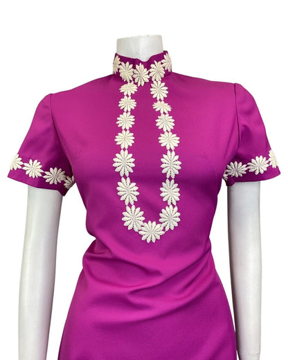 VINTAGE 60s 70s BRIGHT PURPLE WHITE DAISY FLOWER MOD FITTED DRESS 10 12