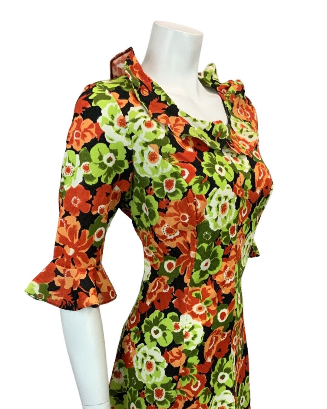 VINTAGE 60s 70s GREEN RED BLACK WHITE FLORAL PRINT RUFFLED MIDI DRESS 12