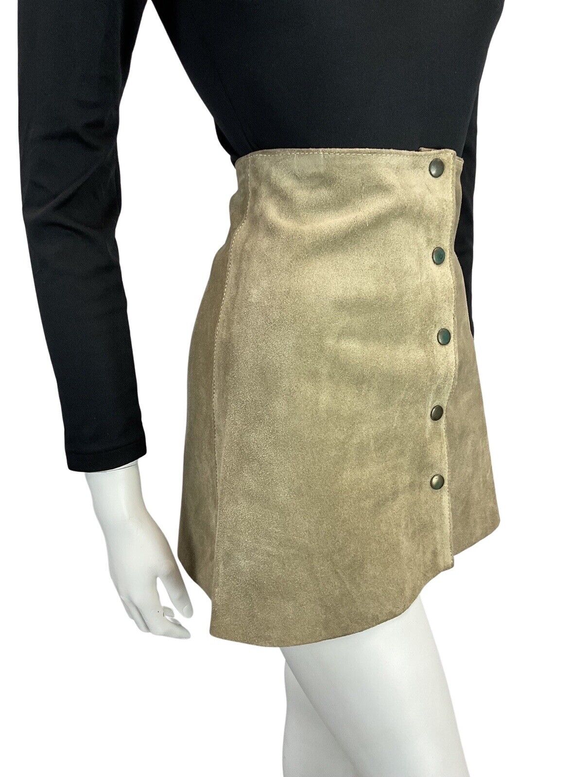 VINTAGE 60s 70s LIGHT GREY TAN SUEDE BUTTON DOWN BOHO MOD GOGO MINI SKIRT 6