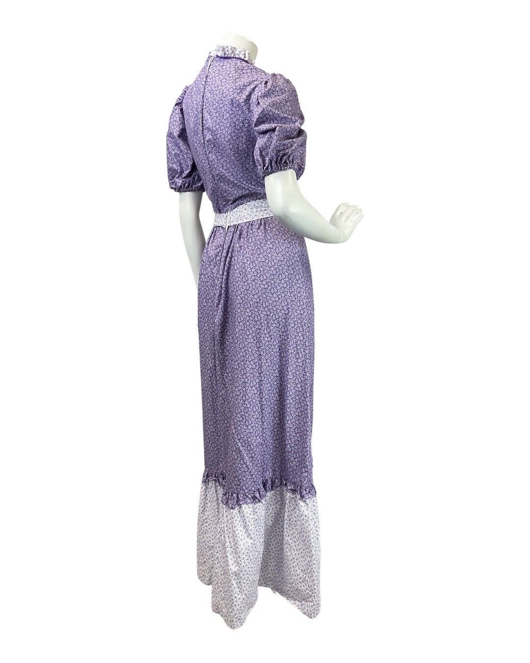 VINTAGE 70s PURPLE WHITE DITSY FLOWER PRAIRIE BOHO RUFFLED MAXI DRESS 6