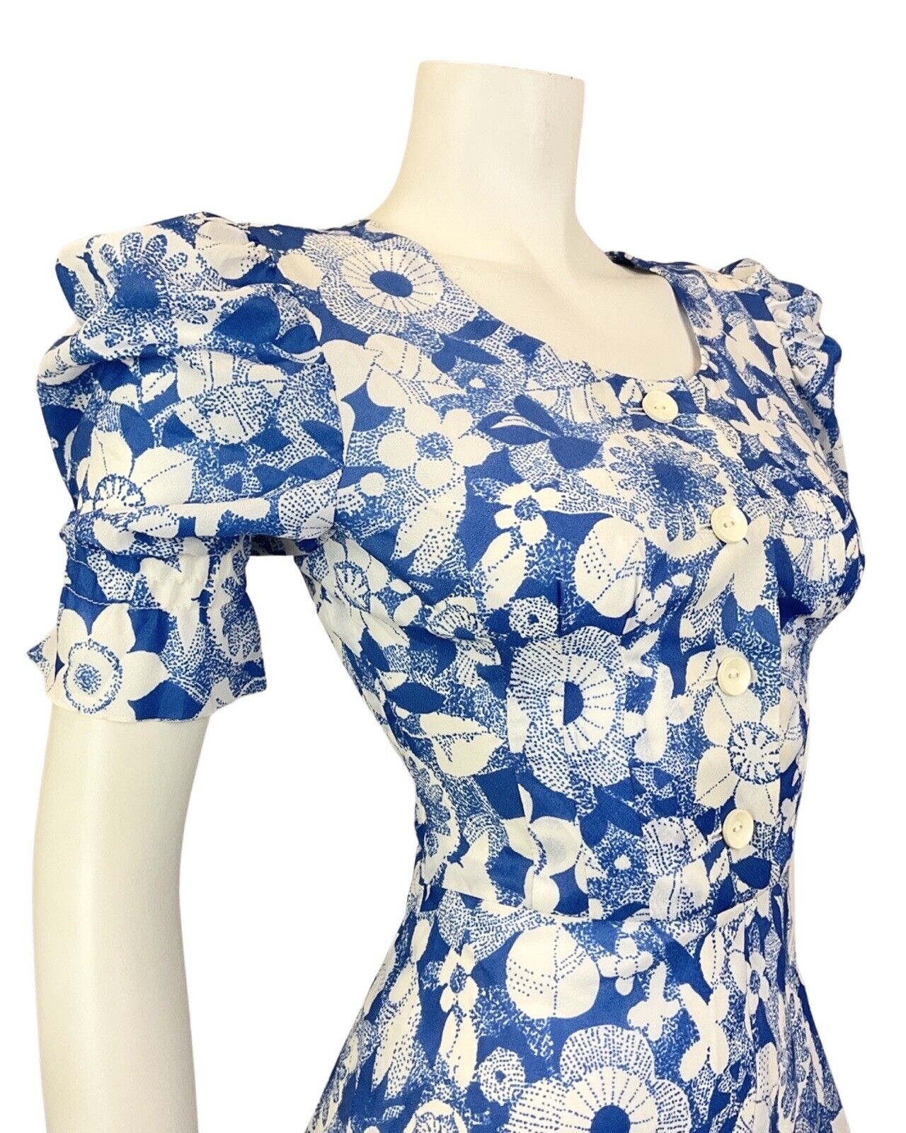 VINTAGE 60s 70s BLUE WHITE FLORAL PUFF SLEEVE SWING DRESS 8
