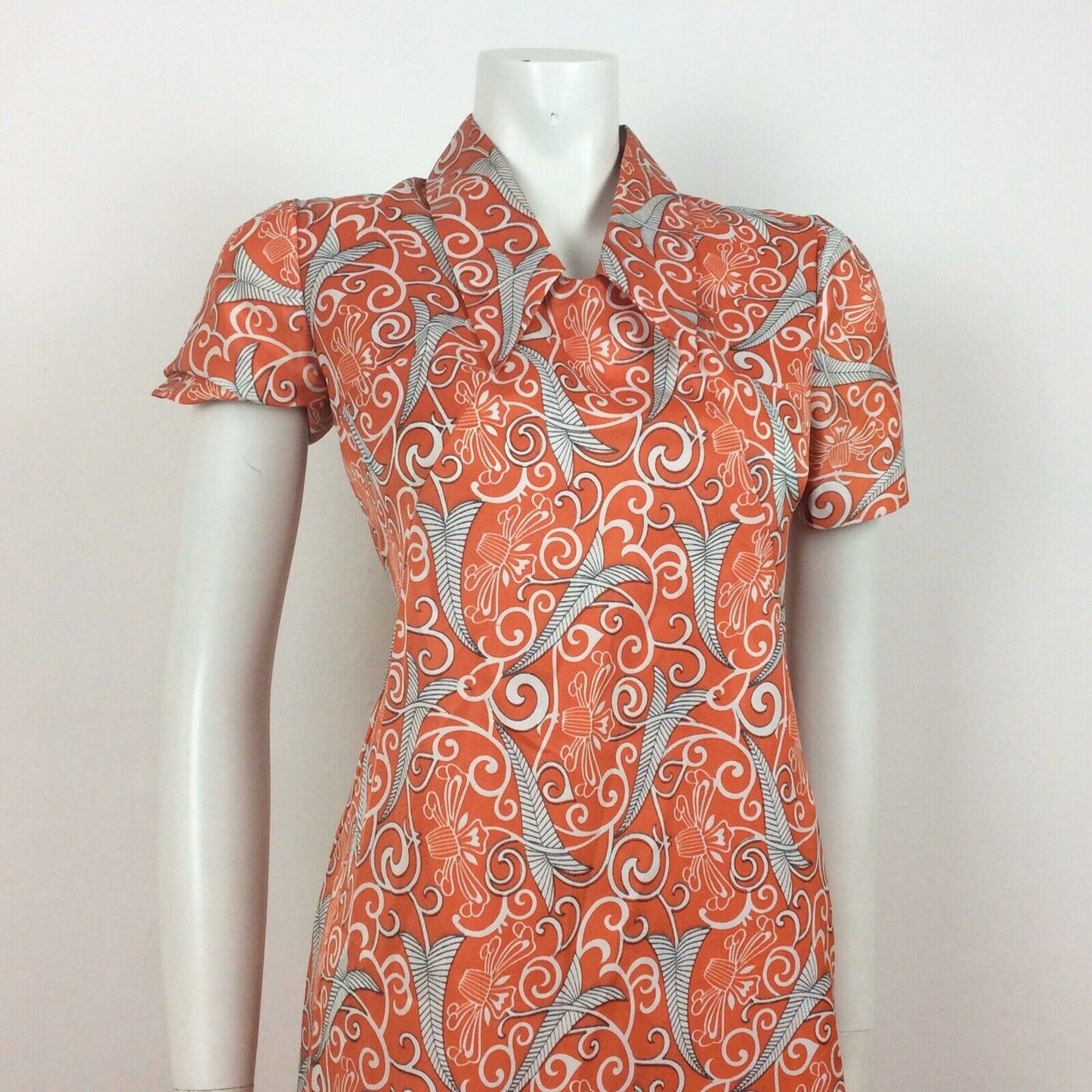 AMAZING ORANGE RED BLACK WHITE FLORAL PRINT 60S 70S DAGGER COLLAR DRESS 10 12