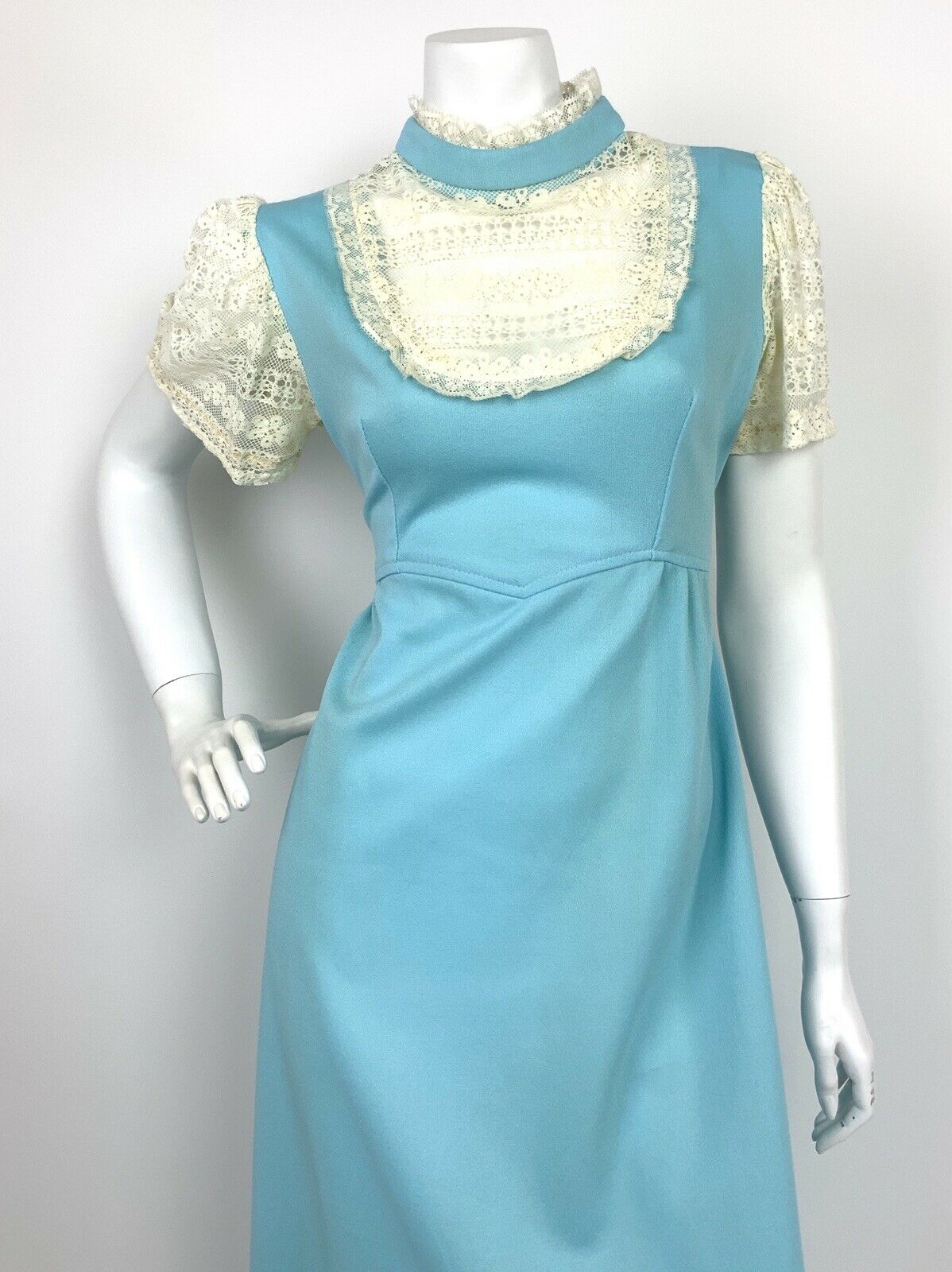 VTG 60s 70s BABY BLUE CREAM LACE PRAIRIE FOLK MAXI DRESS 12