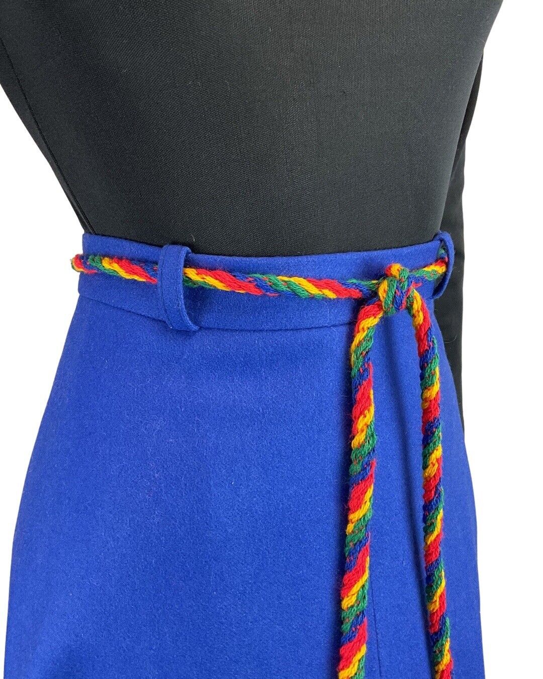 VINTAGE 60s 70s BLUE RAINBOW MOD KNEE-LENGTH WOOL SKIRT 6