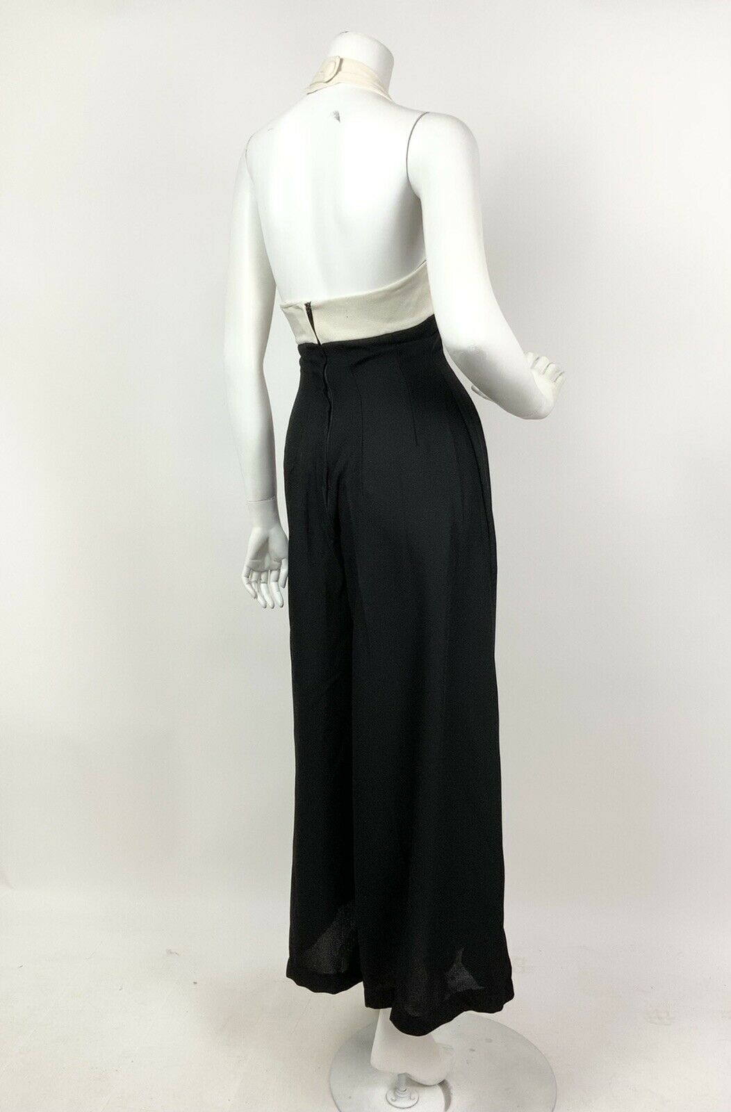 VINTAGE 70s BLACK CREAM PALAZZO HALTER JUMPSUIT 8 10