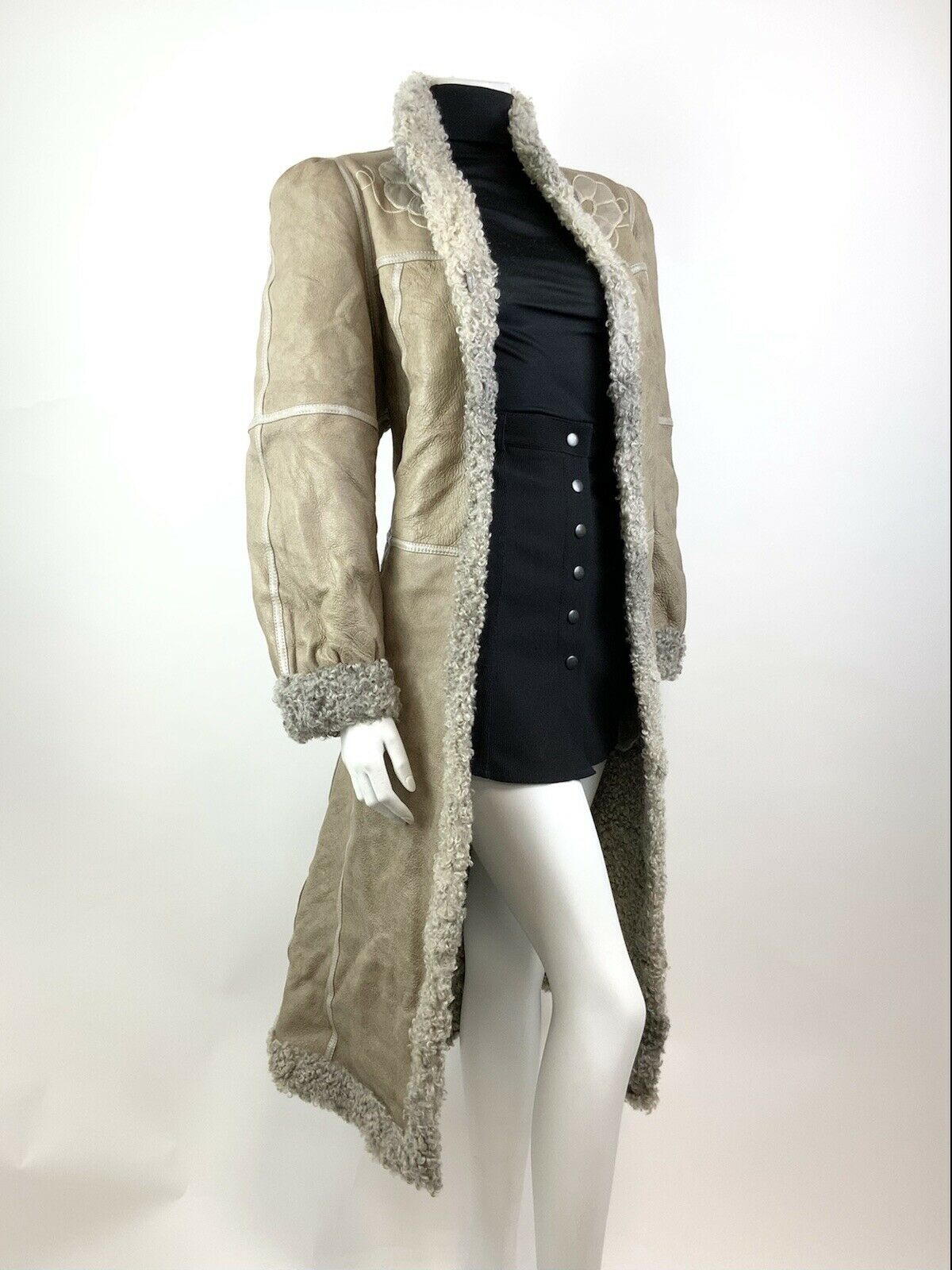 VINTAGE 60s 70s BEIGE CREAM LEATHER FLORAL EMBROIDERED BOHO MOD LONG COAT 14 16