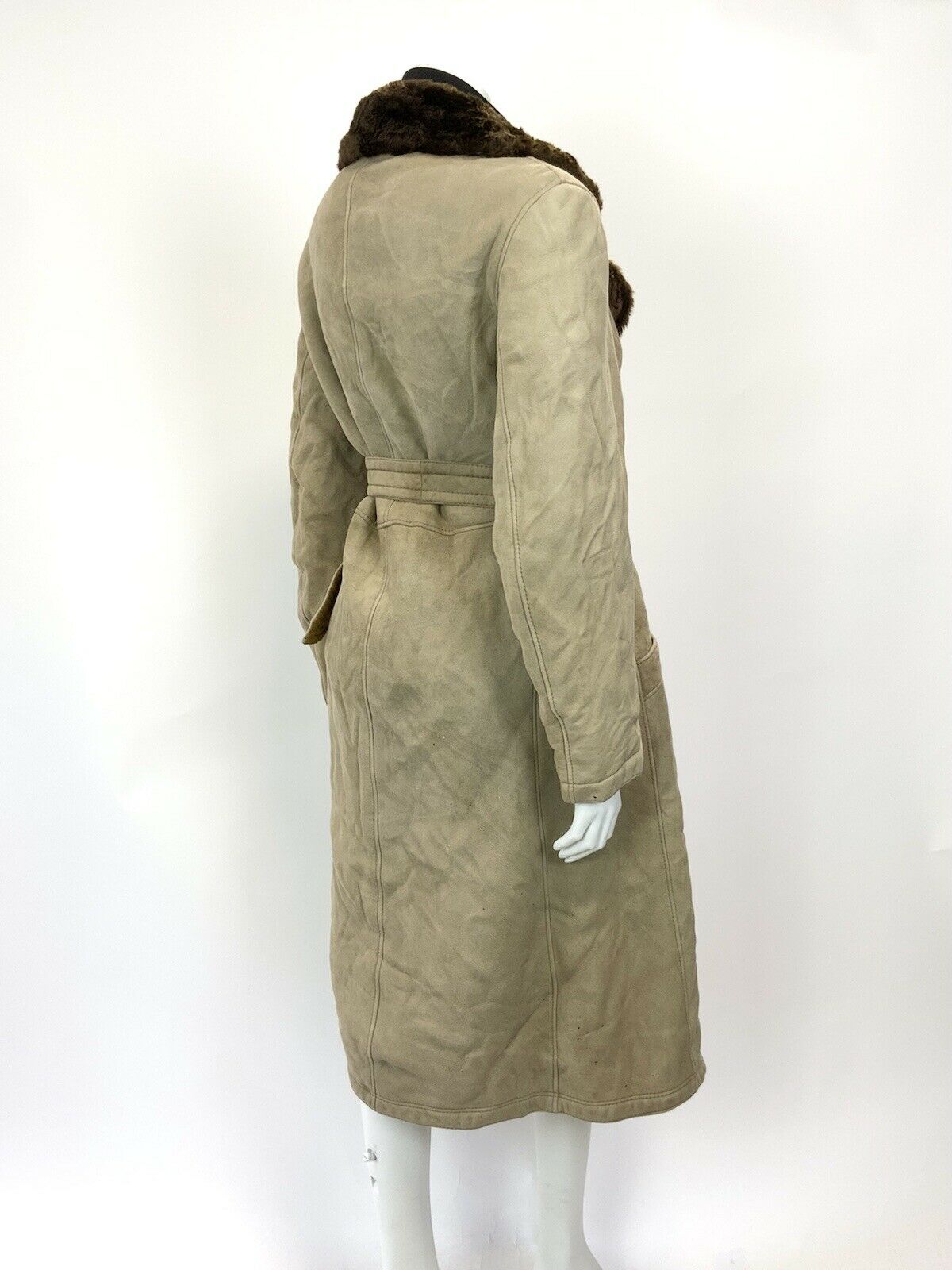 VTG 60s 70s SAND BEIGE BROWN SUEDE SHEARLING BELTED MOD PRINCESS COAT 14 16