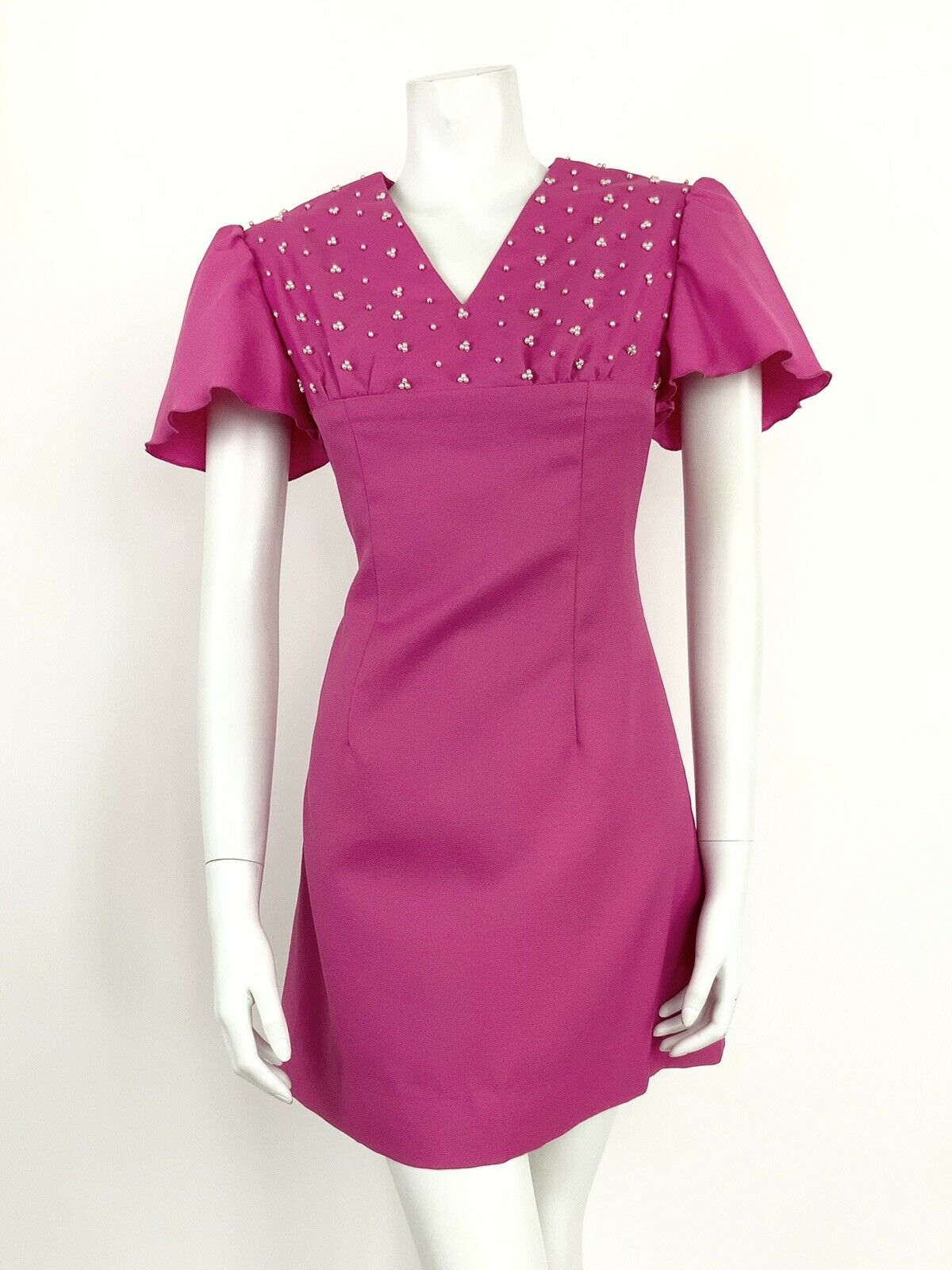 VTG 60s 70s FUCHSIA PINK EMPIRE LINE PEARL EMBELLISHMENT FLUTTER SLEEVE DRESS 8