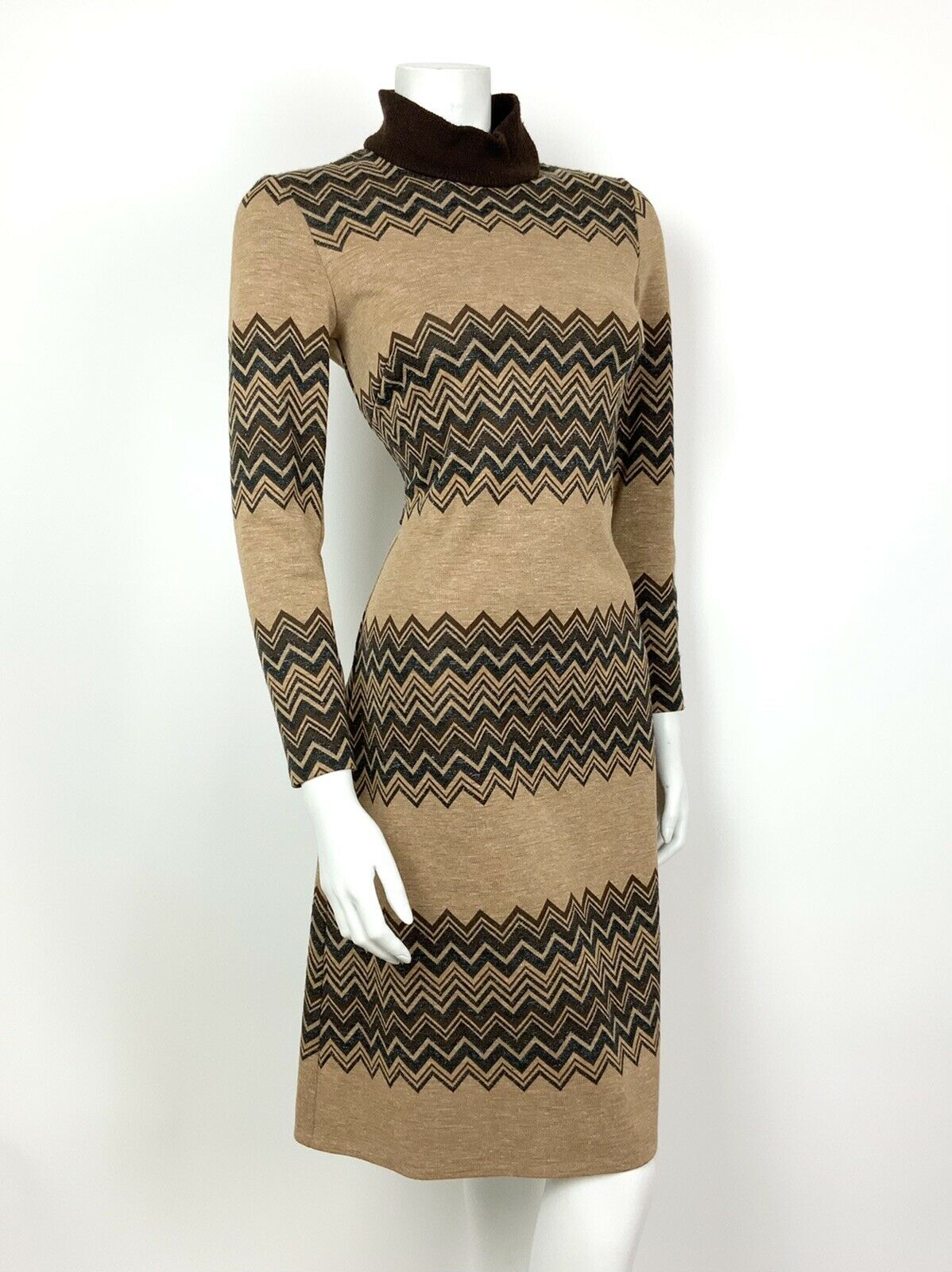 VINTAGE 60s 70s BROWN BLACK CHEVRON TURTLENECK BOHO JUMPER DRESS 8 10