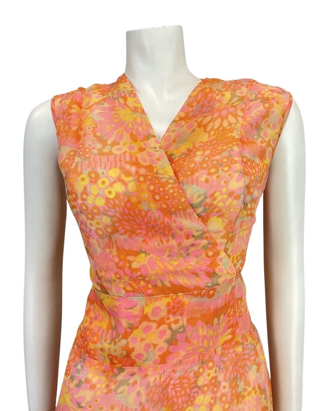 VTG 60s 70s ORANGE PINK YELLOW PSYCHEDELIC FLORAL SLEEVELESS DRESS BED COAT 12