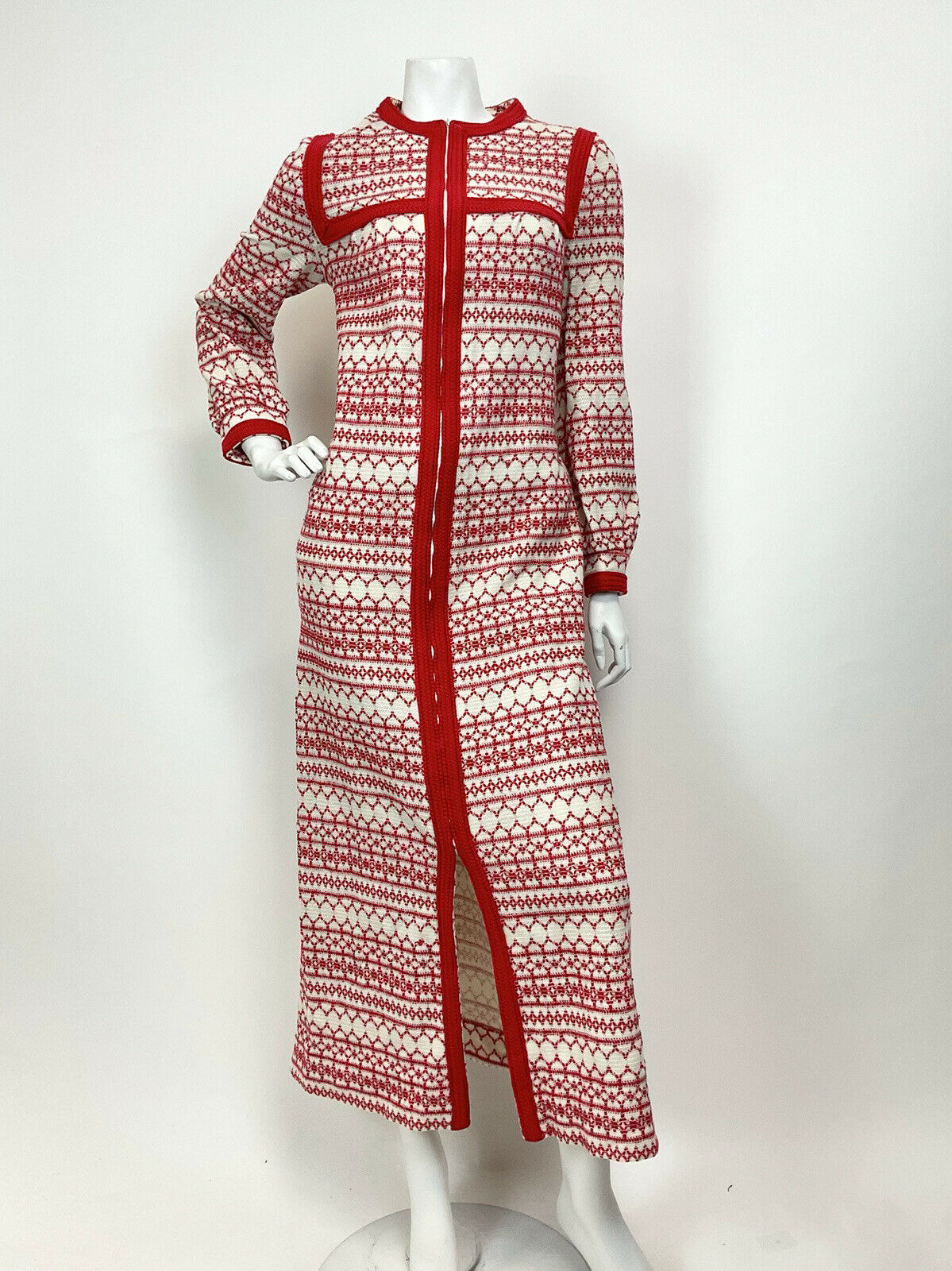 VINTAGE 60s 70s WHITE RED NORDIC SWEDISH GEOMETRIC KNITTED MAXI DRESS 12 14