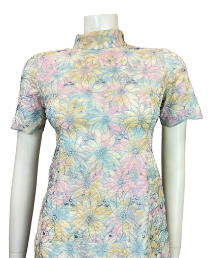 VINTAGE 60s 70s PASTEL BLUE PINK YELLOW FLORAL EMBROIDERED MOD MINI DRESS 6 8