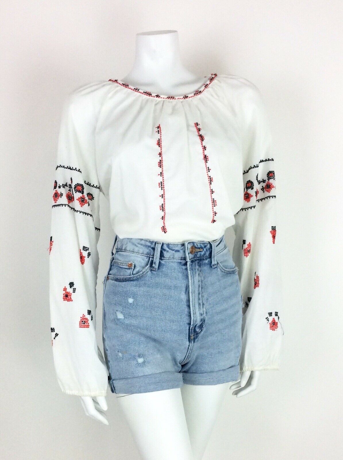 VTG 70s WHITE BLOUSE RED BLACK FLORAL CROSS STITCH HIPPY ETHNIC PEASANT 12 14