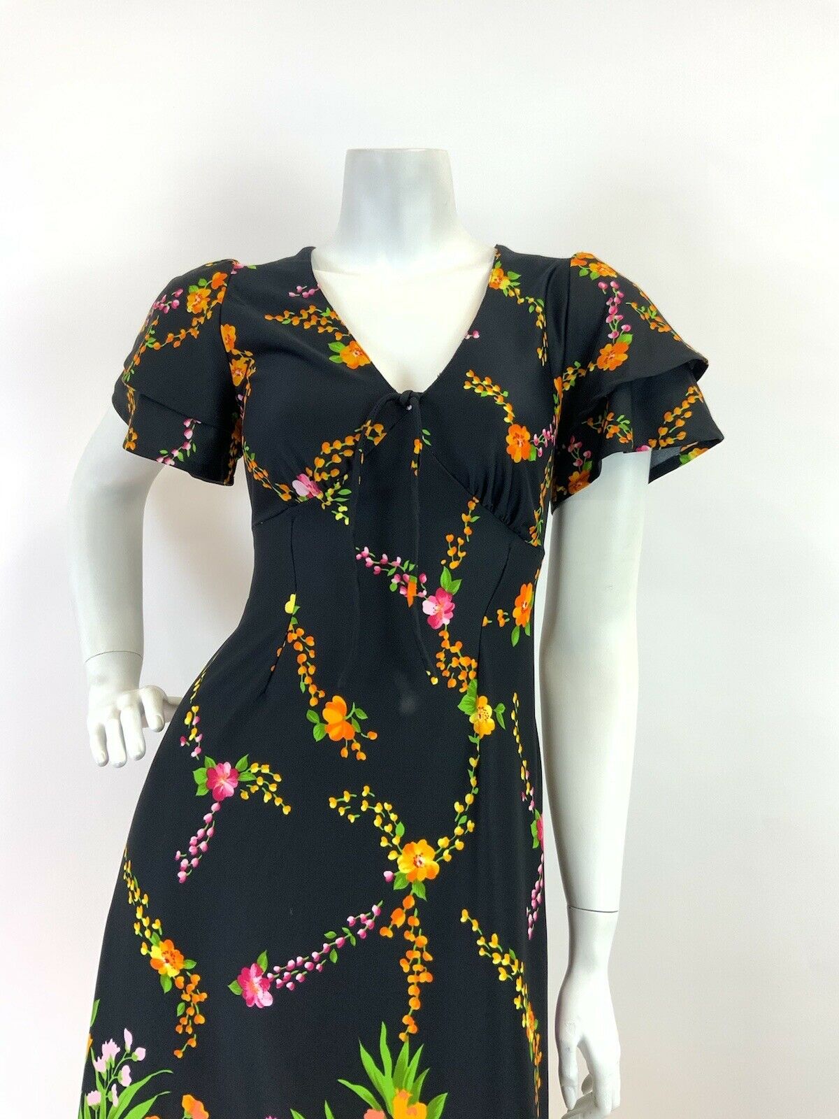 VINTAGE 60s 70s BLACK YELLOW GREEN PINK FLORAL VINE RUFFLED MAXI DRESS 10