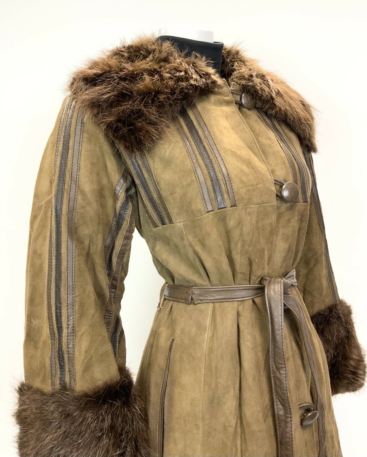 VTG 60s 70s DARK BROWN SUEDE LEATHER FUR COLLAR BELTED PRINCESS SWING COAT 10 12