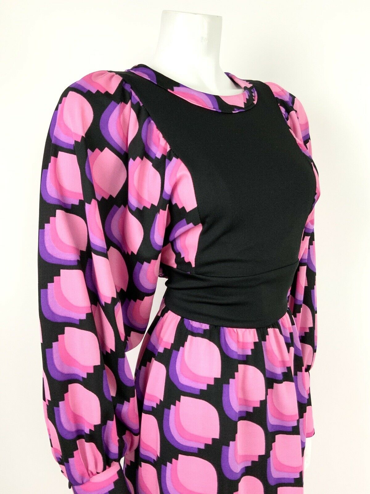 VTG 60s 70s BLACK PINK LILAC PURPLE OP-ART GEOMETRIC BATWING SLEEVE DRESS 14 16