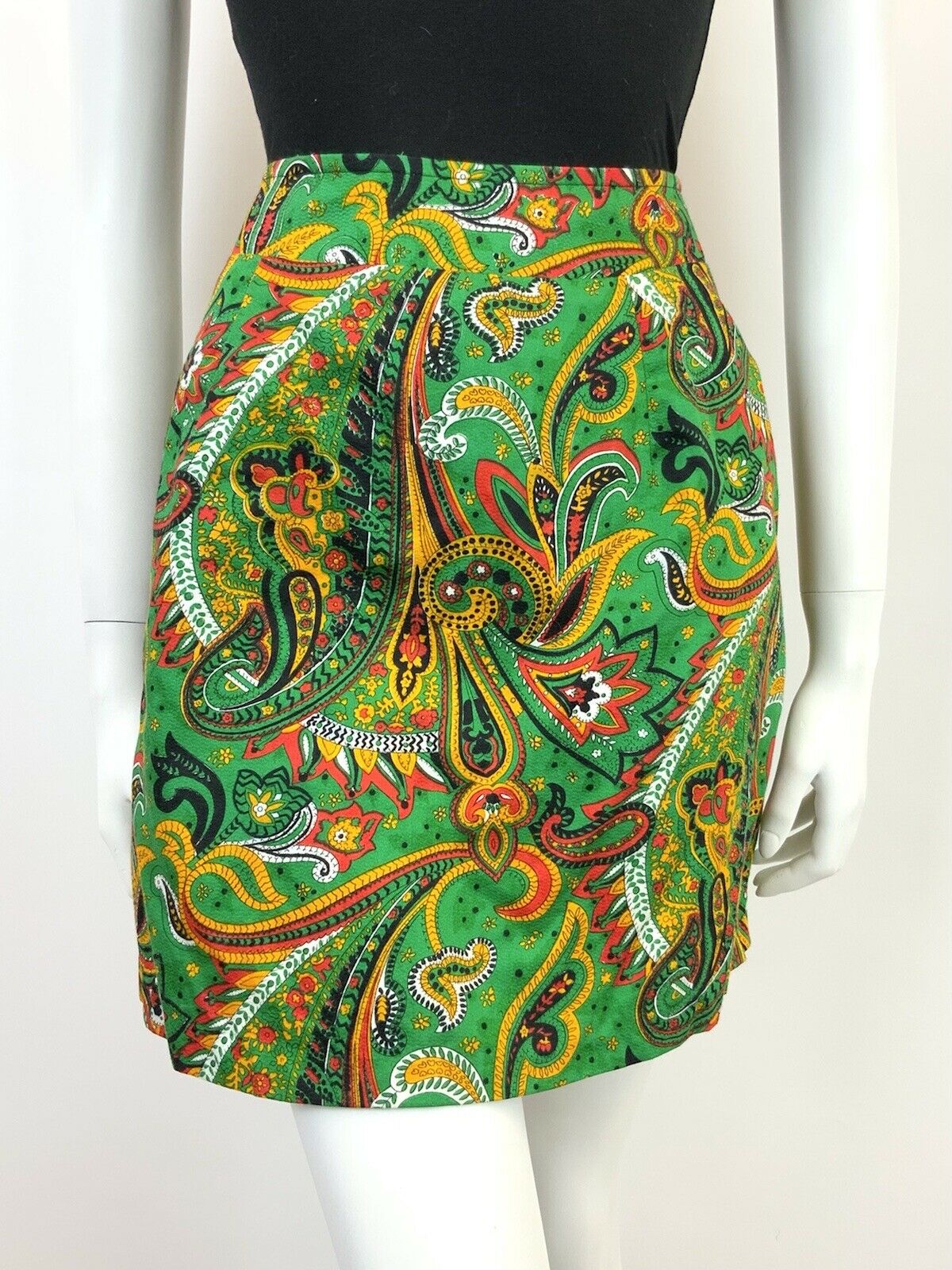 VINTAGE 60s 70s GREEN RED BLACK PSYCHEDELIC FLORAL PAISLEY MOD MINI SKIRT 8