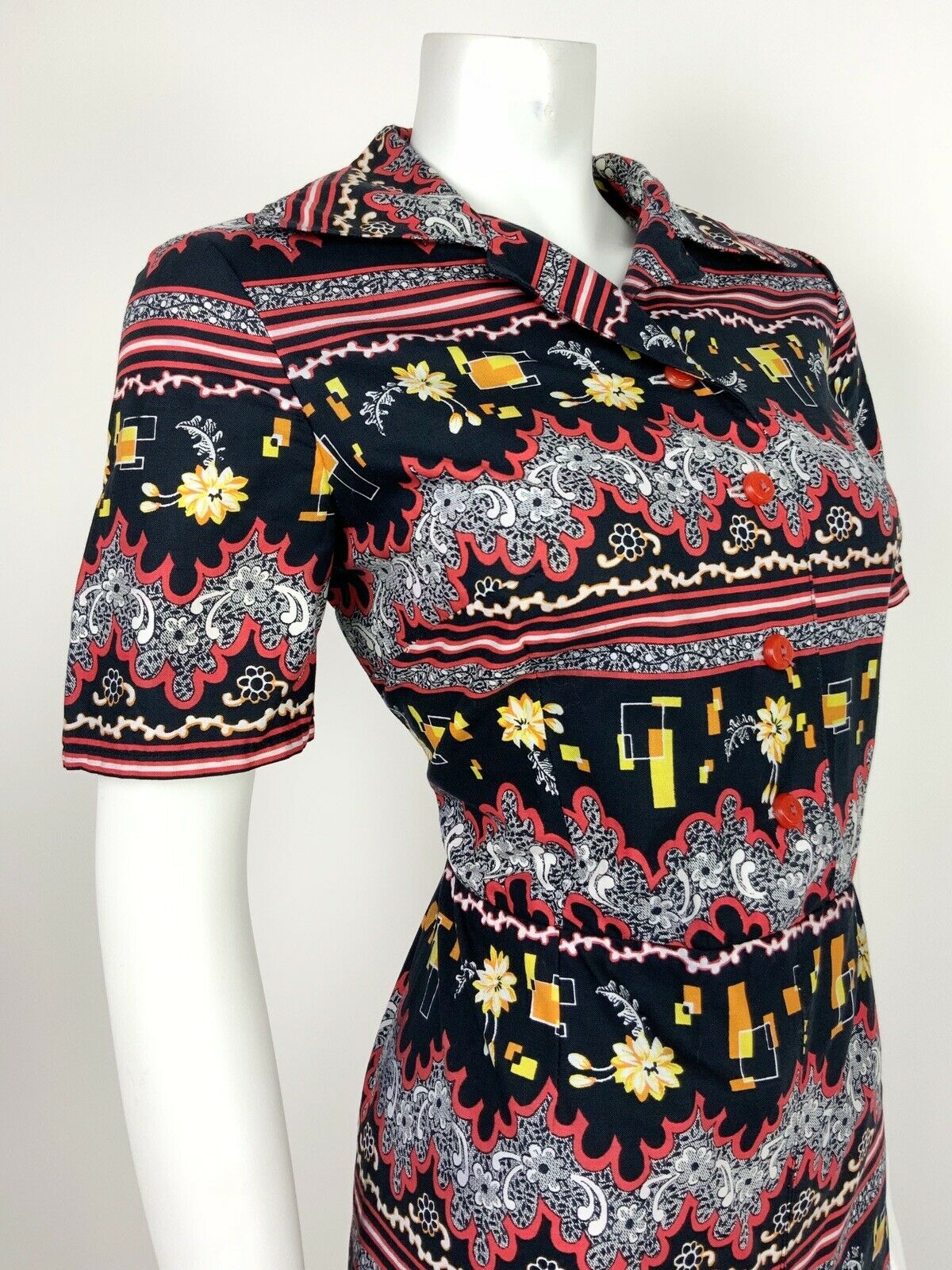 VINTAGE 60s 70s BLACK YELLOW WHITE RED GEOMETRIC FLORAL STRIPE SHIRT DRESS 12 14