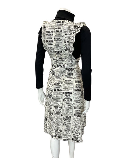 VINTAGE 60s 70s WHITE BLACK NEWSPAPER WANTED POSTER APRON PINAFORE DRESS 10 12