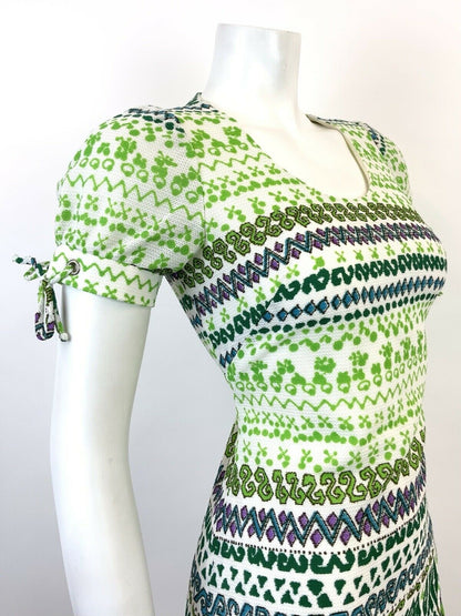 VINTAGE 60s 70s WHITE GREEN BLUE GEOMETRIC AZTEC STRIPED MOD MINI DRESS 8 10