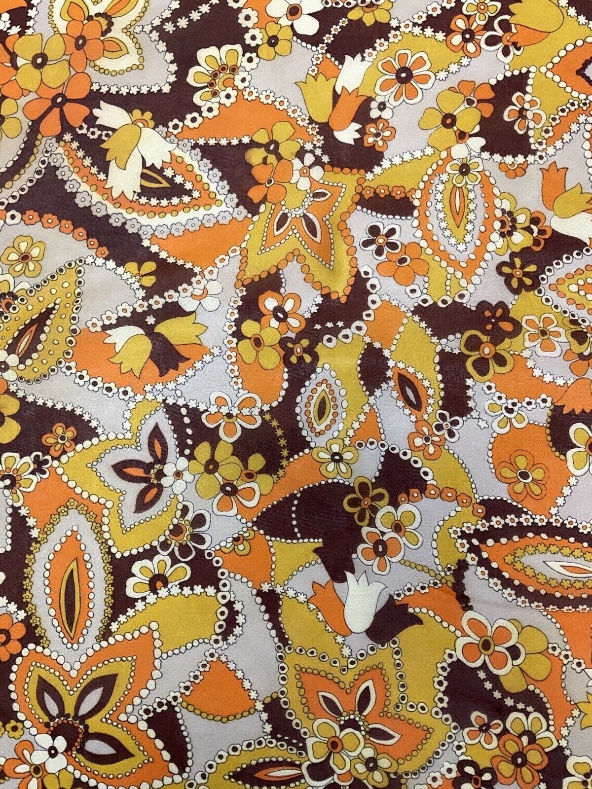 VINTAGE 60s 70s BROWN ORANGE YELLOW BEIGE FLORAL DAISY MOD BOHO SCARF