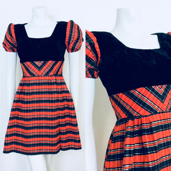 VINTAGE 60S RED BLACK TARTAN VELVET MINI DRESS 6 8