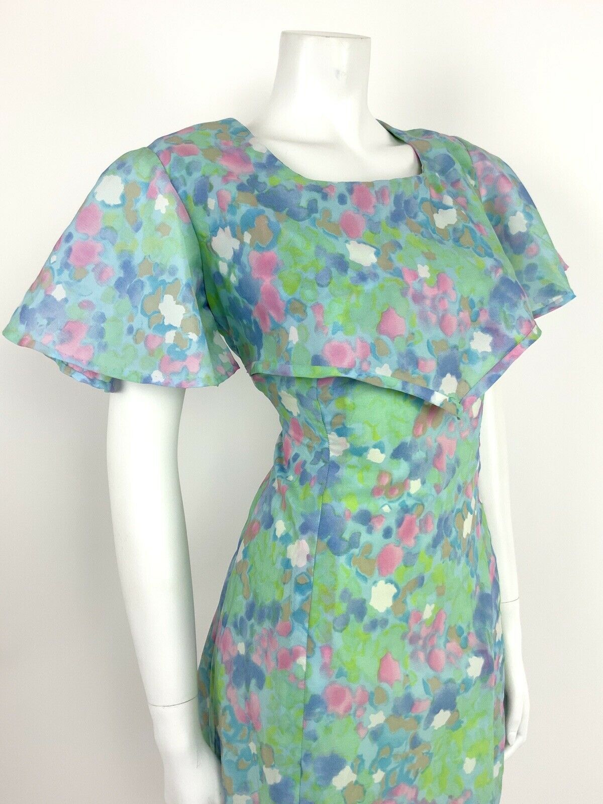 VINTAGE 60s 70s BLUE WHITE PINK GREEN FLORAL FLUTTER SLEEVE CAPE DRESS 12