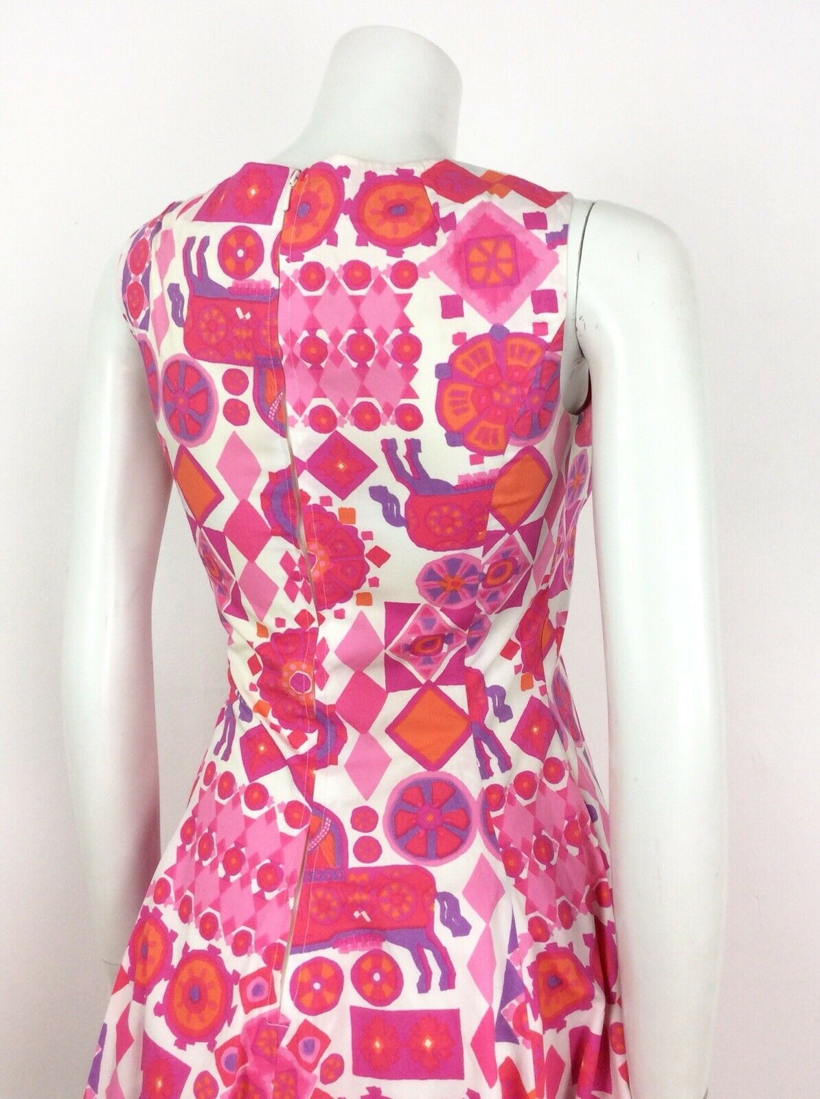 VINTAGE 60S 70S ABSTRACT GEOMETRIC DRESS PINK WHITE PURPLE ORANGE HORSES 6