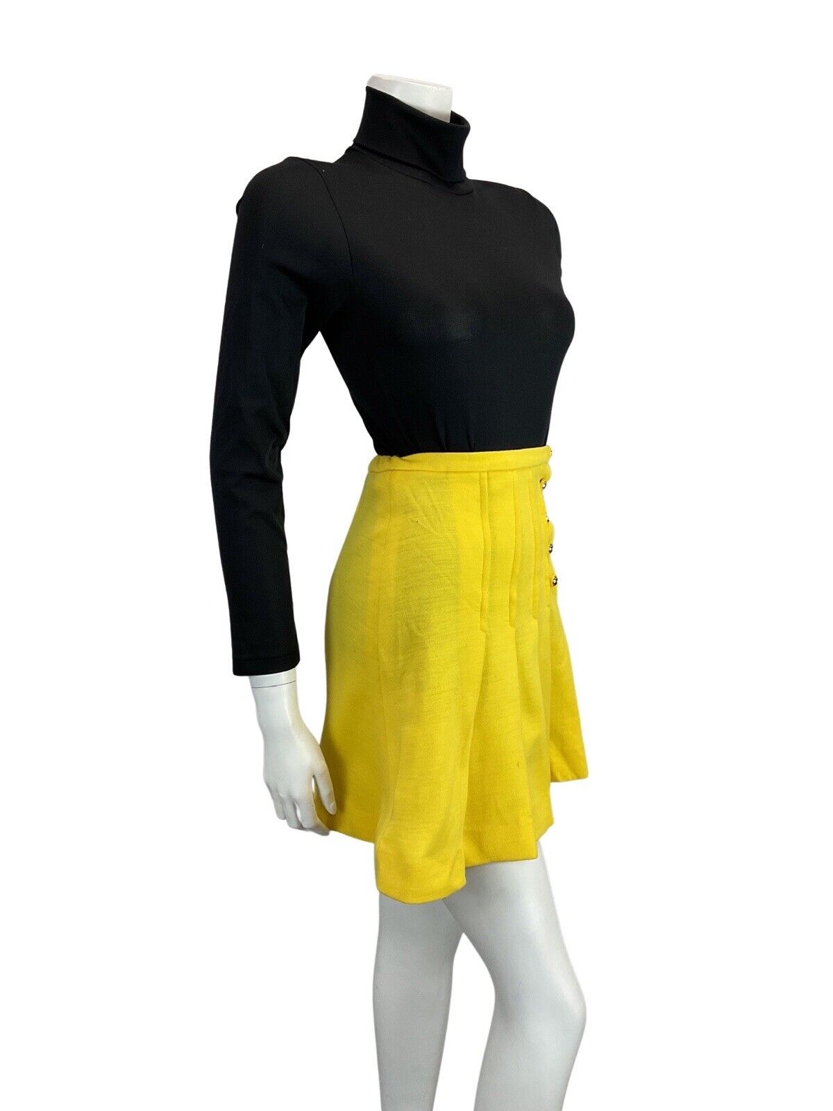 VTG 60s 70s BRIGHT YELLOW HIGH WAISTED A-LINE MINI GOGO MOD PLEATED SKIRT 4 6 8