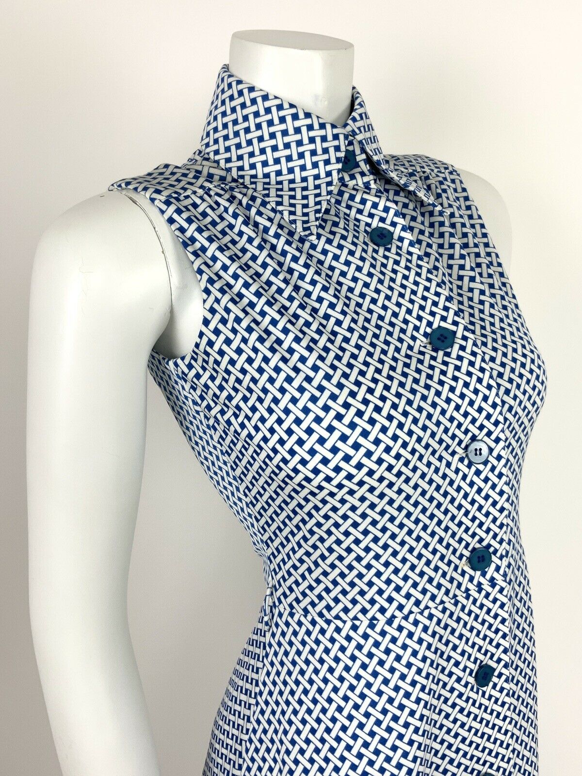 VTG 60s 70s MOD BLUE WHITE BASKET WEAVE OP-ART DAGGER COLLAR SHIRT DRESS 8 10