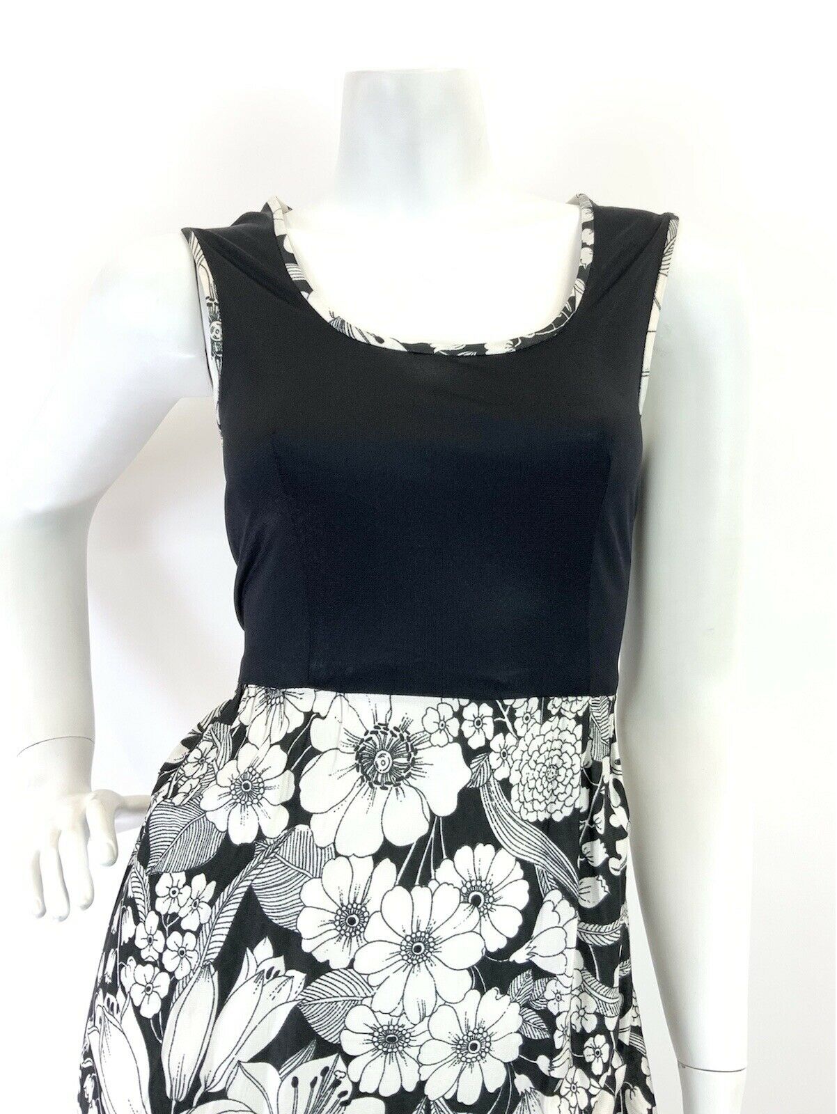 VINTAGE 60s 70s BLACK WHITE FLORAL PSYCHEDELIC MOD SLEEVELESS MAXI DRESS 8 10