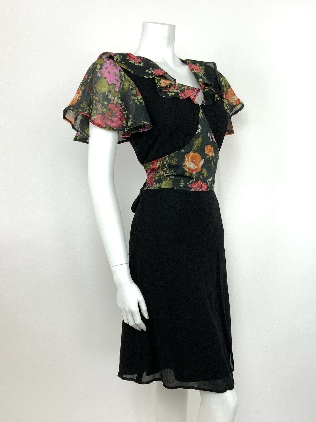 VINTAGE 60s 70s BLACK FLORAL DRESS A-LINE RUFFLE GREEN ORANGE RED 8 10