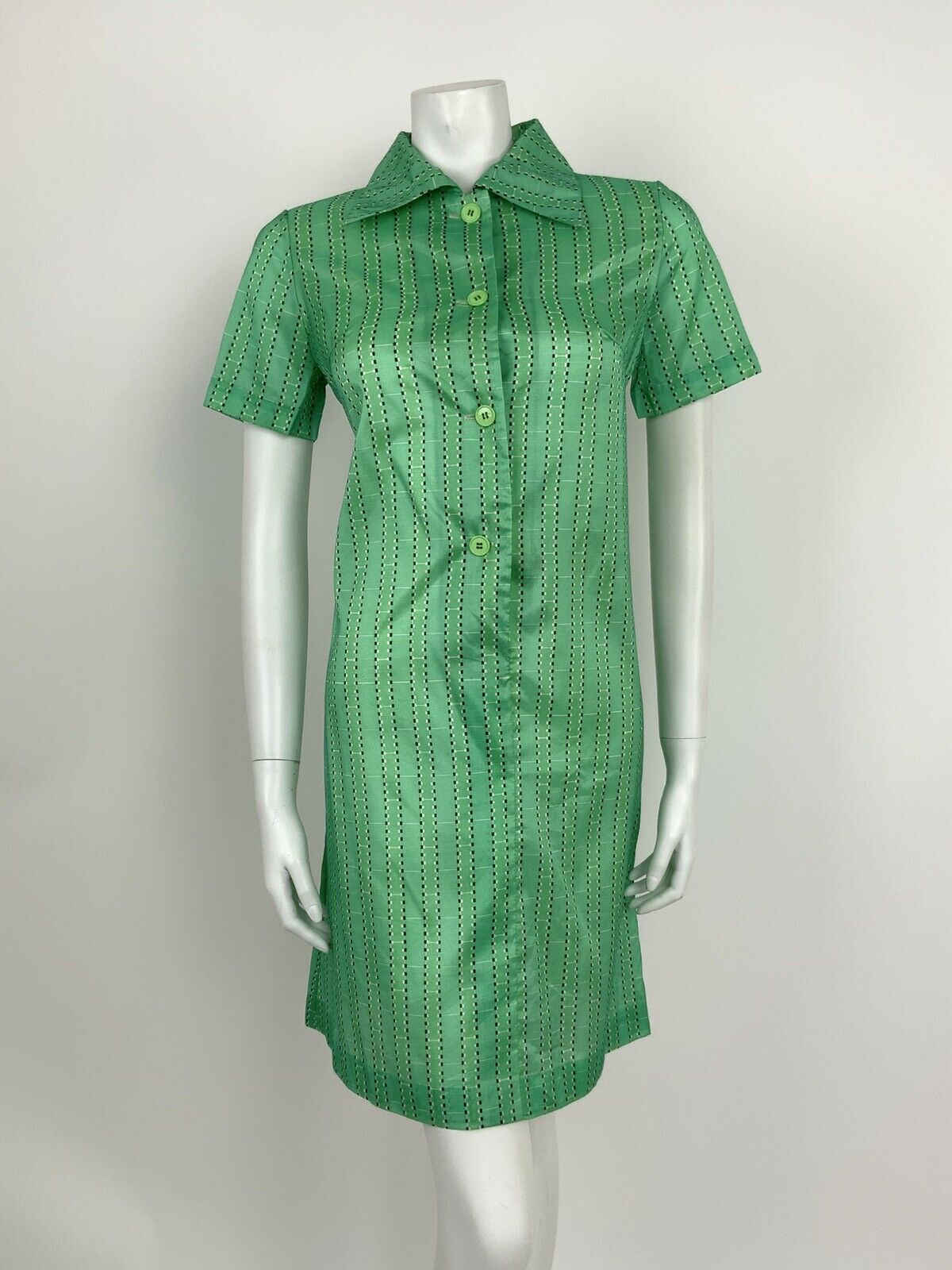 VINTAGE 60s 70s APPLE GREEN BLACK WHITE GEOMETRIC SQUARE TILE SHIRT DRESS 10