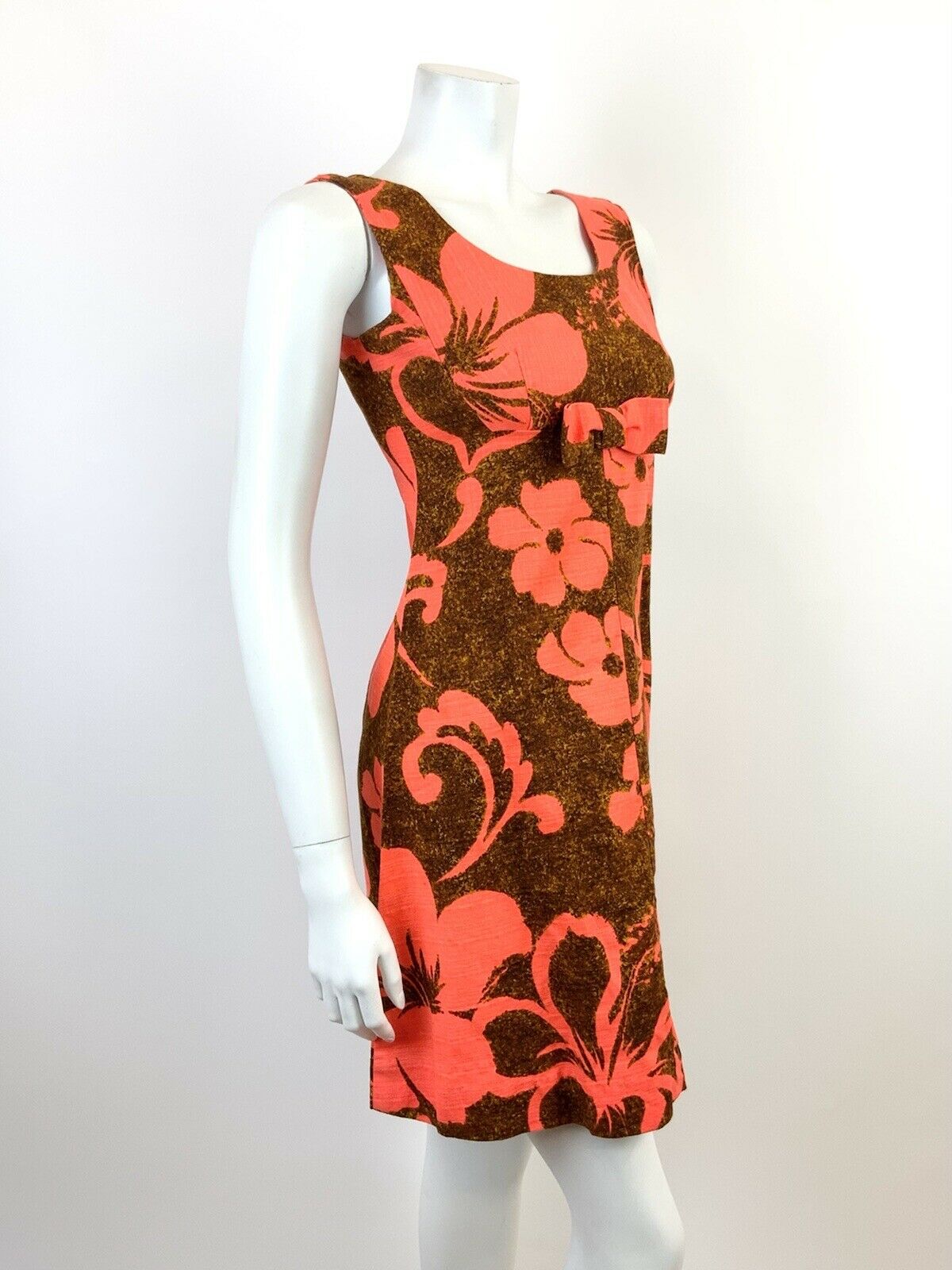 VINTAGE 60s 70s BROWN ORANGE FLORAL HAWAIIAN EMPIRE MOD SLEEVELESS DRESS 6 8