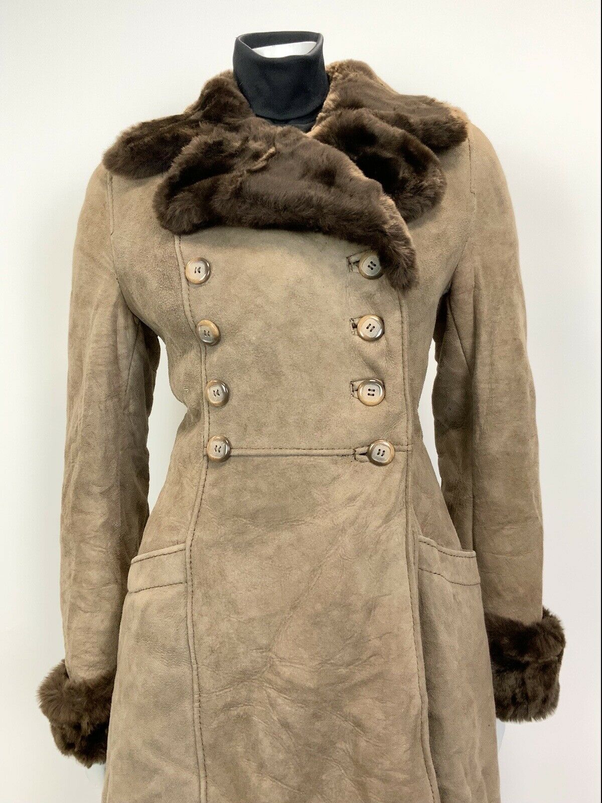 VINTAGE 60s 70s PEANUT BROWN SUEDE SHEARLING DOUBLE-BREASTED PRINCESS COAT 10 12