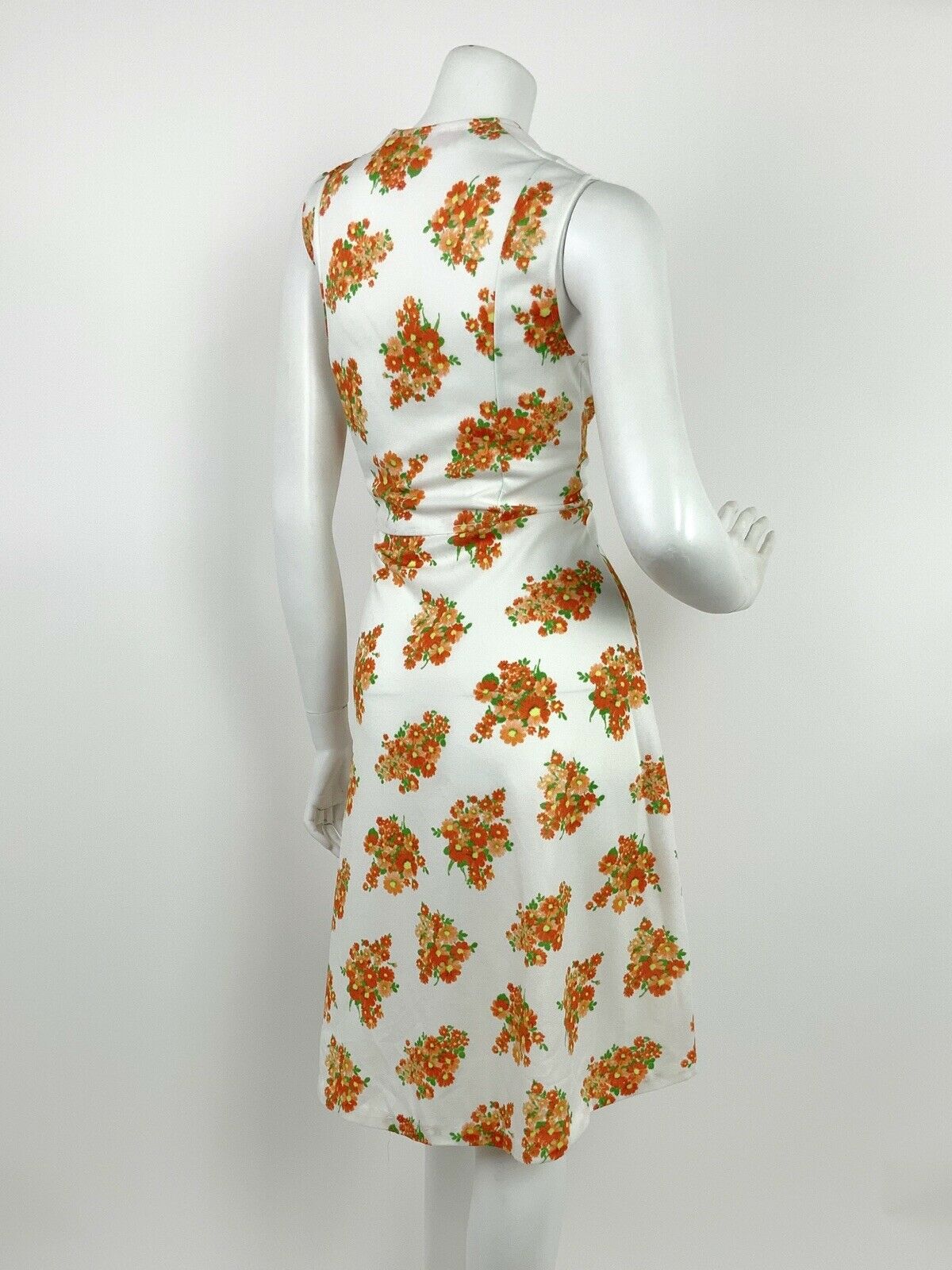 VINTAGE 60s 70s WHITE ORANGE YELLOW RED FLORAL SWING DRESS 10