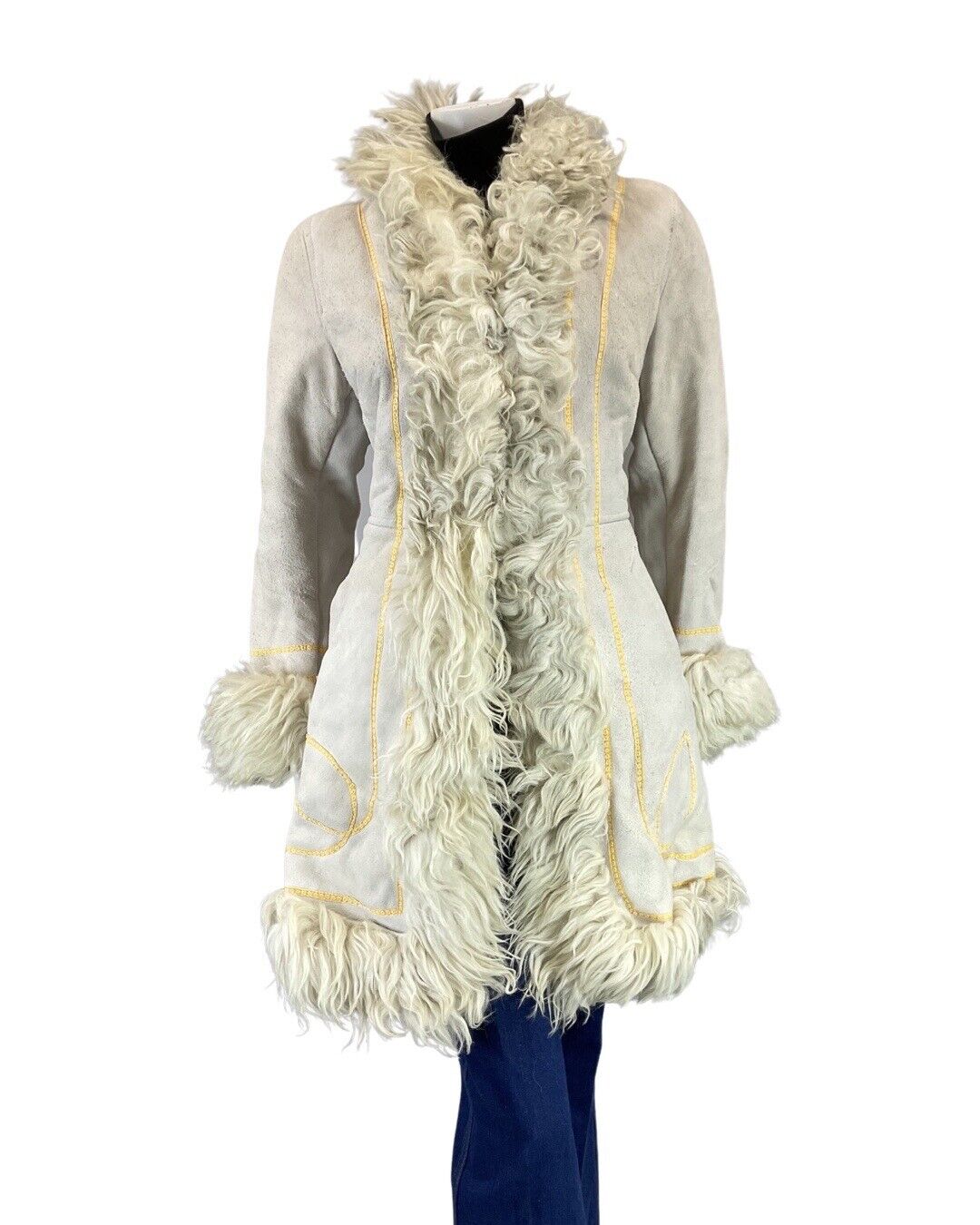 VINTAGE 60s 70s WHITE YELLOW BOHO PENNY LANE EMBROIDERED SHEARLING COAT 10