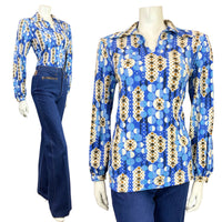 VINTAGE 60s 70s BLUE GOLD WHITE DOTTY OP-ART PSYCHEDELIC MOD DAGGER BLOUSE 12 14