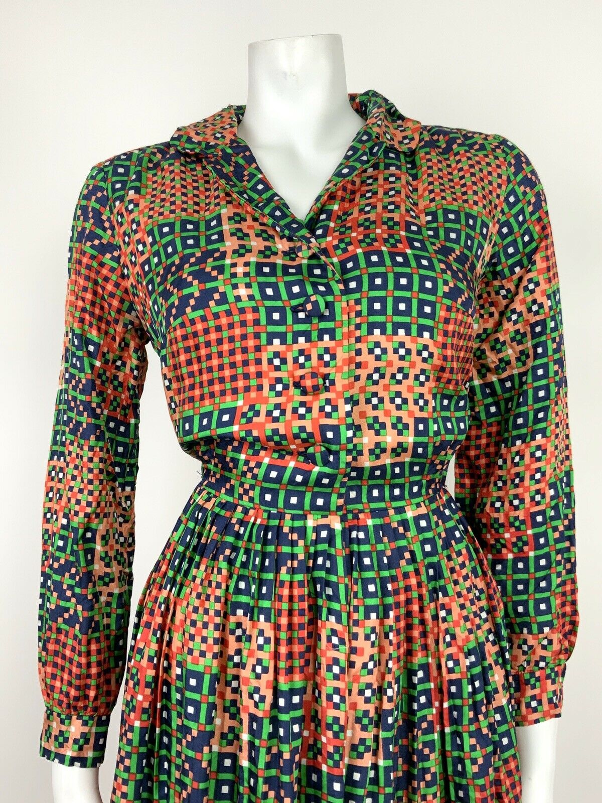 VINTAGE 60s 70s GREEN BLUE PEACH RED GEOMETRIC CHECKED PLEATED SHIRT DRESS 14 16