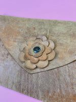 VINTAGE 60S 70S HANDMADE TAN LEATHER FLOWER CLUTCH BAG BOHO