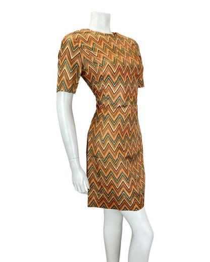 VINTAGE 60s 70s GREEN ORANGE CREAM ZIG-ZAG CHEVRON MOD SHORT FITTED DRESS 10 12