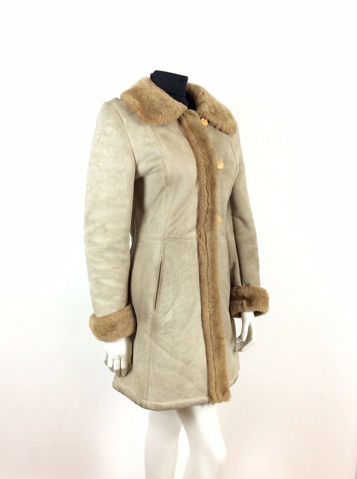 GENUINE VINTAGE 70s SHEARLING SHEEPSKIN CREAM BEIGE COAT FUR TRIM 12 14 16