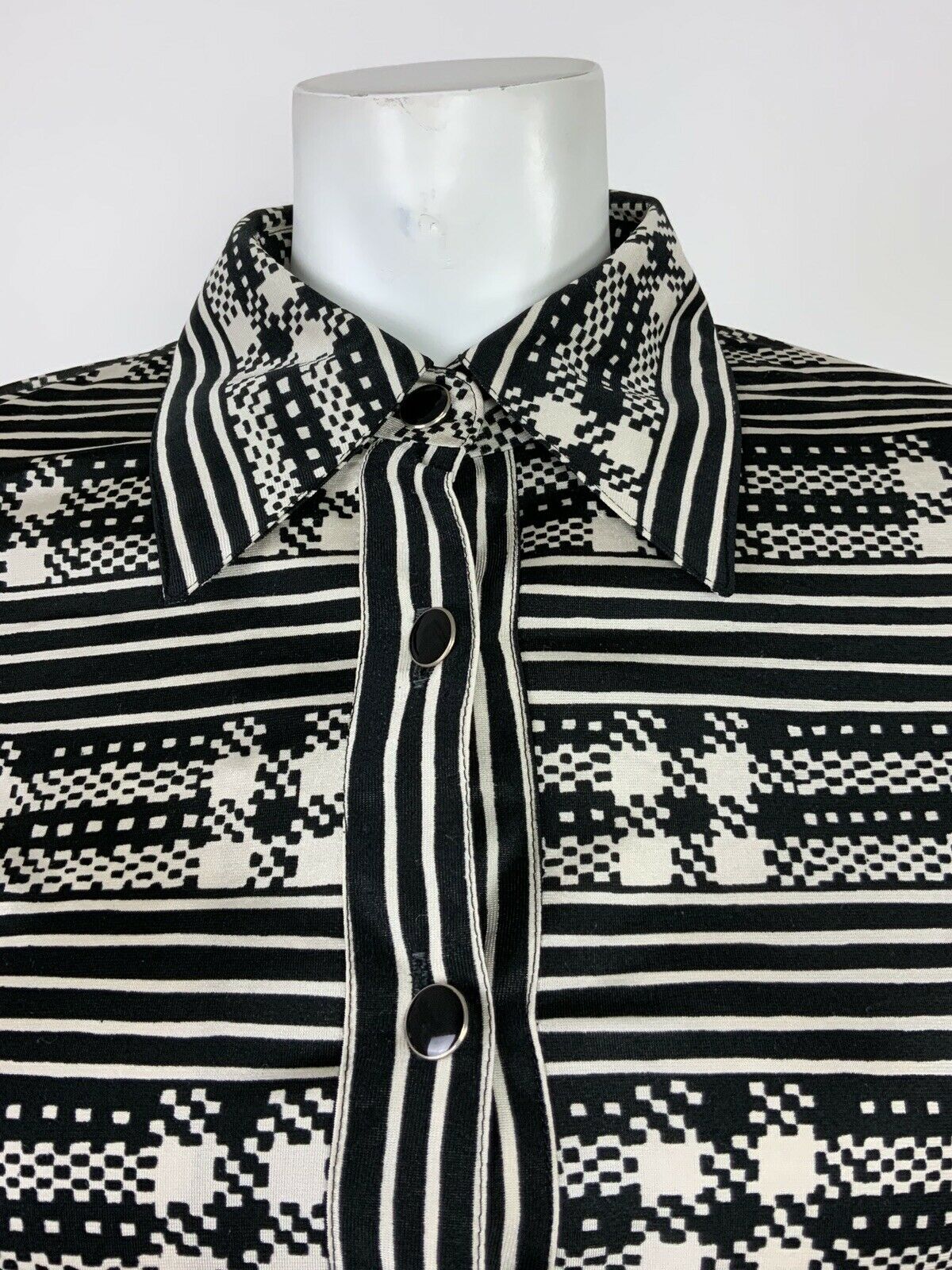 VINTAGE 60s 70s BLACK WHITE STRIPED CHECKERBOARD GEOMETRIC MOD HIPPY SHIRT 8 10