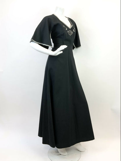 VINTAGE 60s 70s BLACK SILVER EMBROIDERED FLORAL BELL SLEEVE ELEGANT MAXI DRESS 8