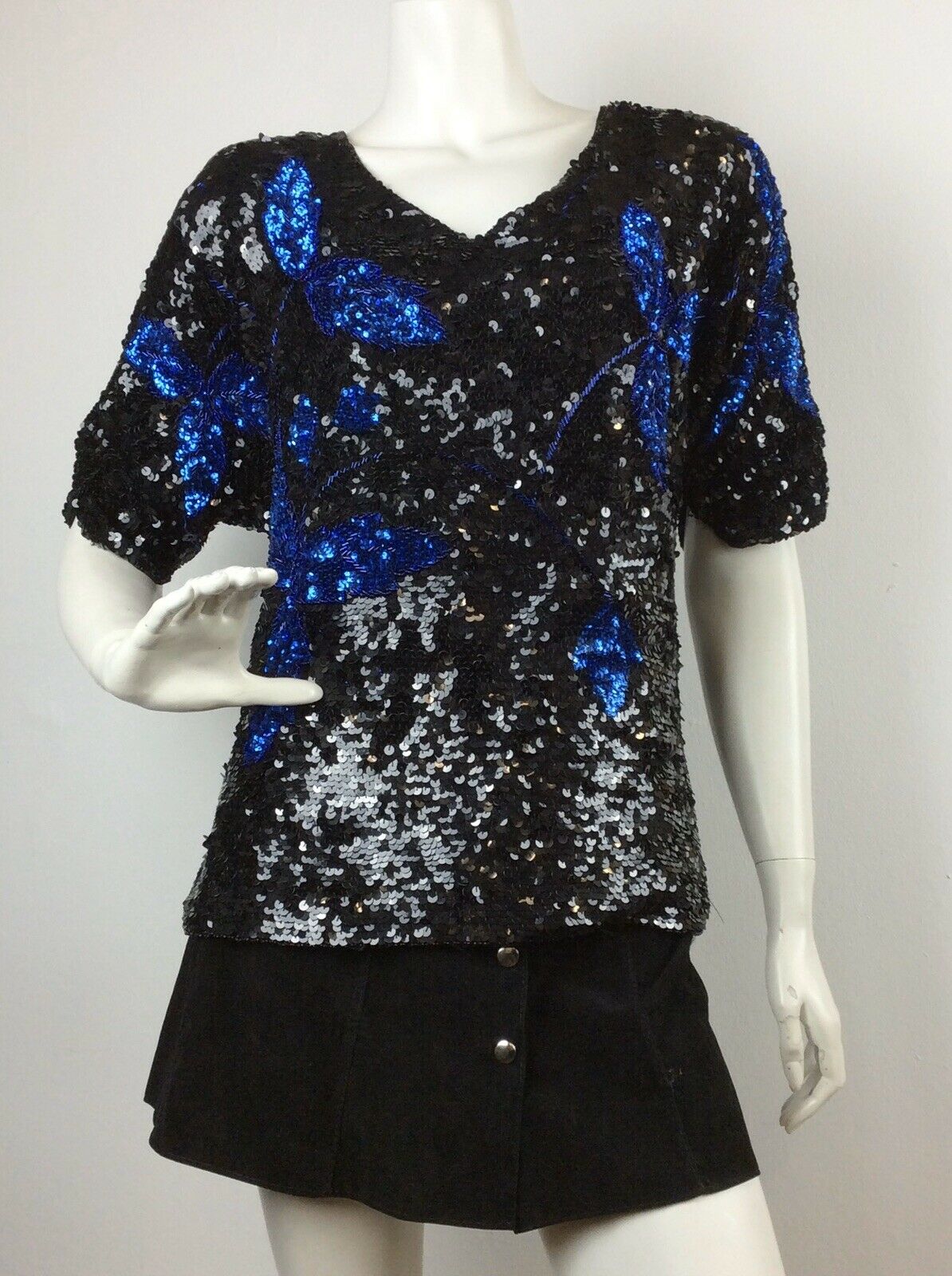 VINTAGE 70’S TOP, BLACK, BLUE SEQUINS, FLOWER PATTERN, PARTY / EVENING, 14 16